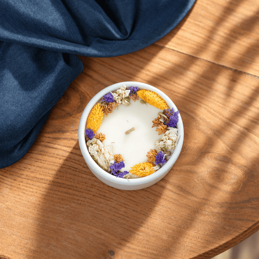Bougie Violette des bois vue d'ensemble packaging - Flowrette