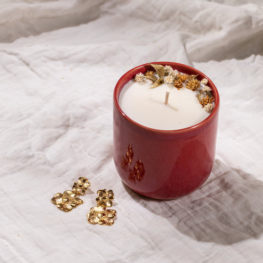 Coffret passion avec bougie et bijoux, vue de face - Flowrette