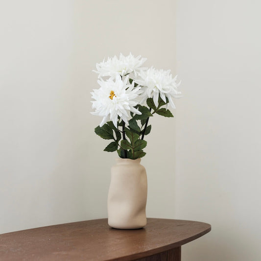Dahlia blanc artificiel, vue de face pétales volumineux réalistes - Flowrette